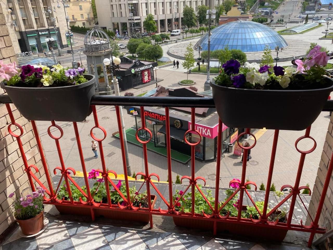 Булгакоff Hostel Kyiv Exterior photo